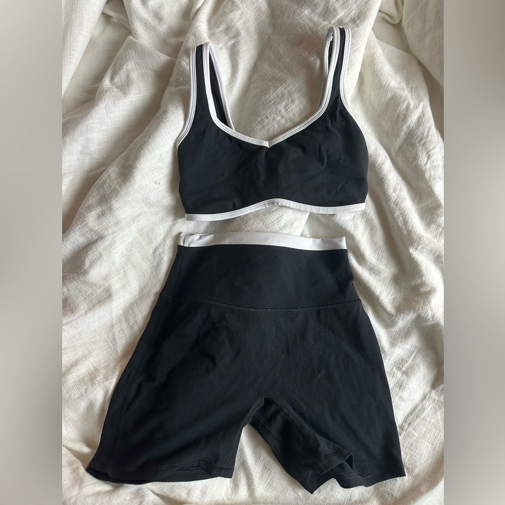 YPB contrast sports bra and short